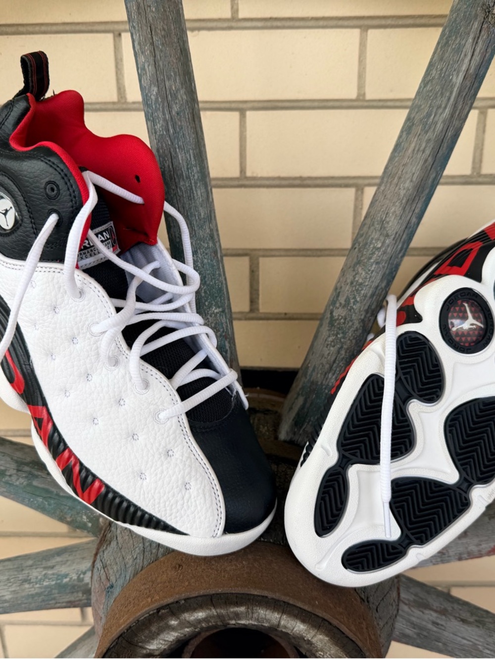 Jordan mens Sneakers in White/Black/Red